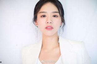 网红马思纯吃瓜,揭秘娱乐圈幕后真相