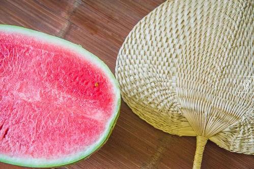 江阴网红吃瓜事件